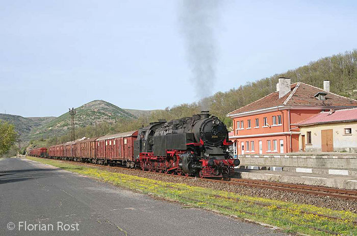 Steam in Bulgaria: 2-12-4 no. 46.03